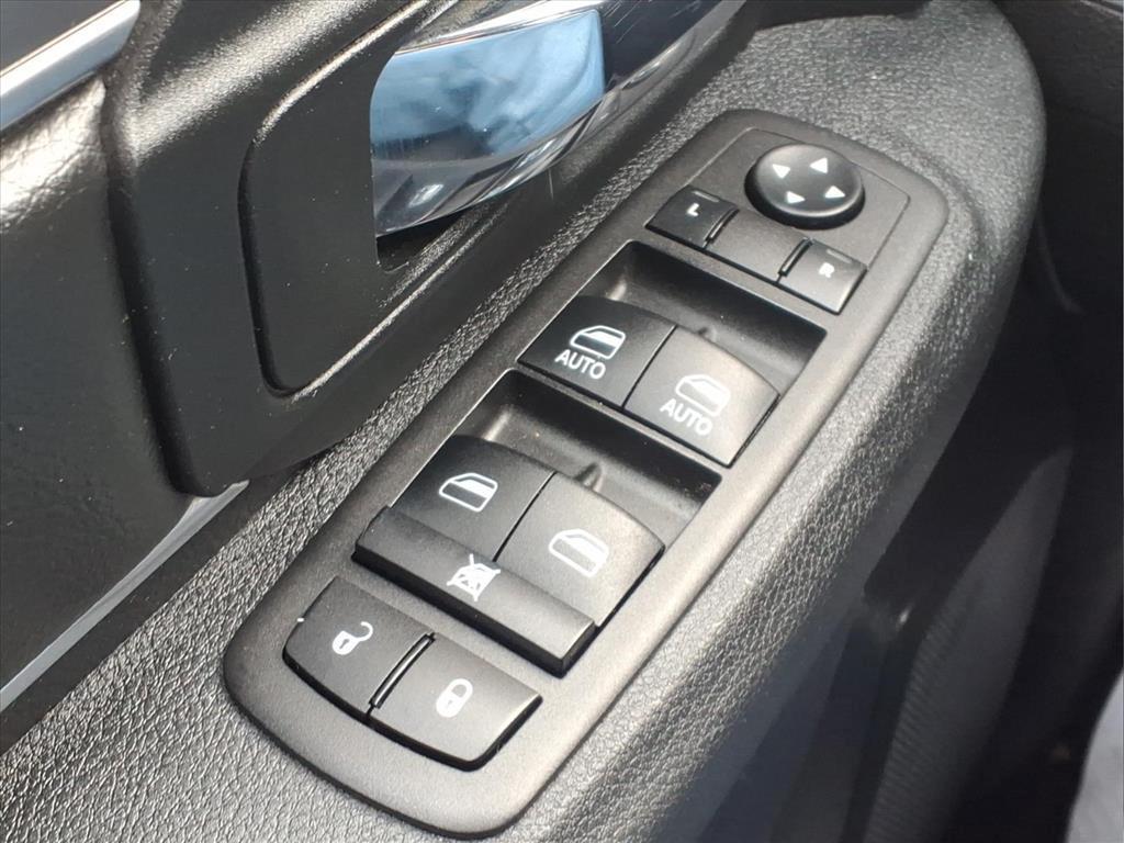 used 2024 Ram 1500 Classic car, priced at $28,999