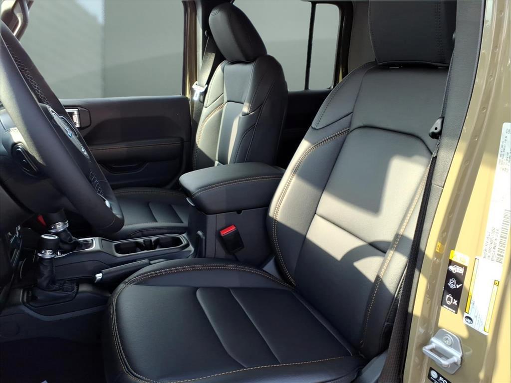 new 2026 Jeep Gladiator car, priced at $48,460