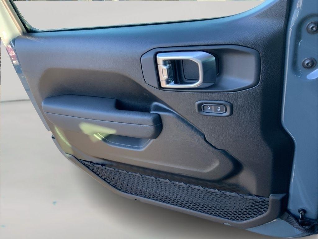 new 2026 Jeep Wrangler car, priced at $39,165