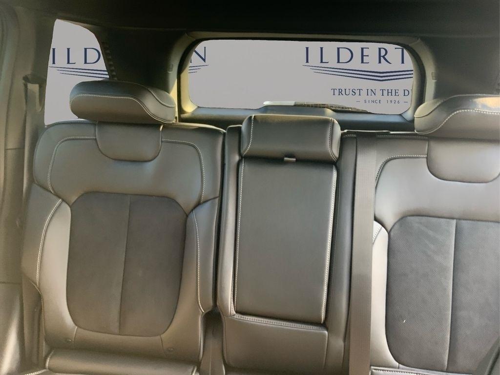 new 2025 Jeep Grand Cherokee car, priced at $37,275