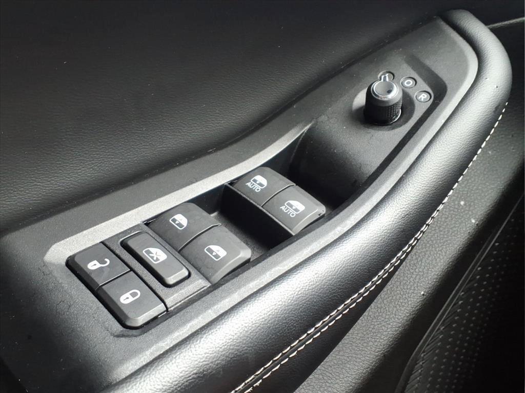 used 2023 Jeep Grand Cherokee car, priced at $32,495