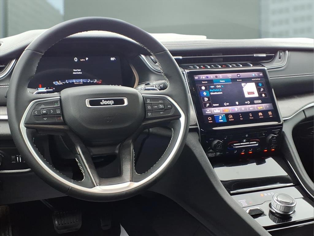 used 2023 Jeep Grand Cherokee car, priced at $32,495