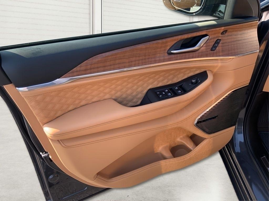 new 2025 Jeep Grand Cherokee L car, priced at $62,425