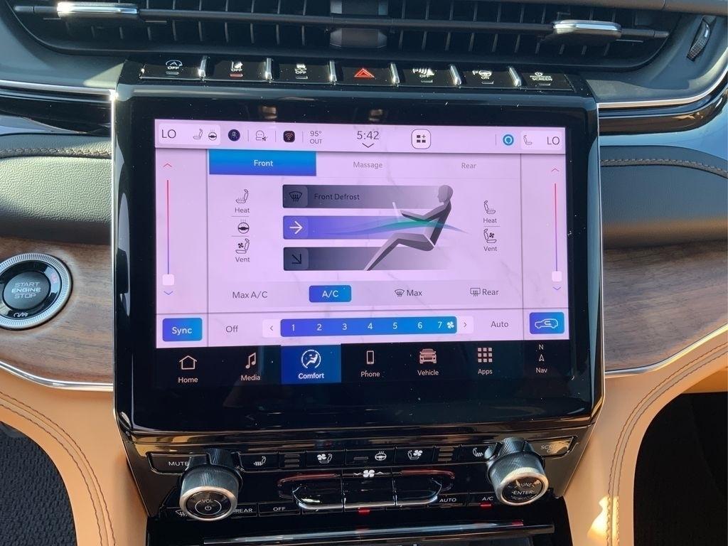 new 2025 Jeep Grand Cherokee L car, priced at $62,425