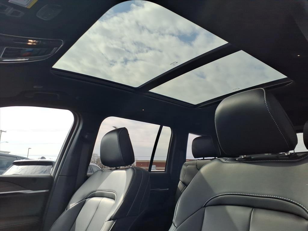 new 2026 Jeep Grand Cherokee car, priced at $47,805