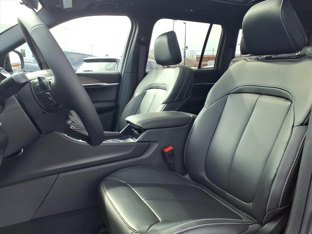 new 2026 Jeep Grand Cherokee car, priced at $47,805