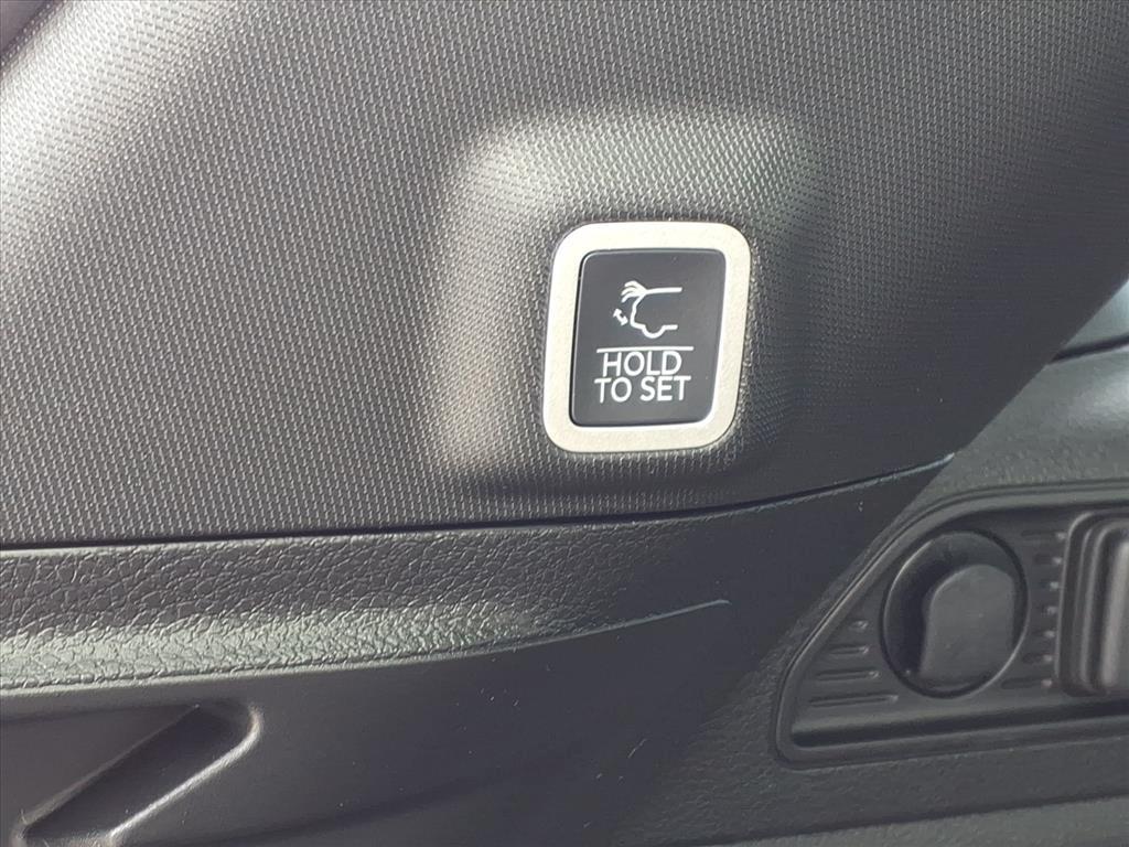 new 2026 Jeep Grand Cherokee car, priced at $47,805