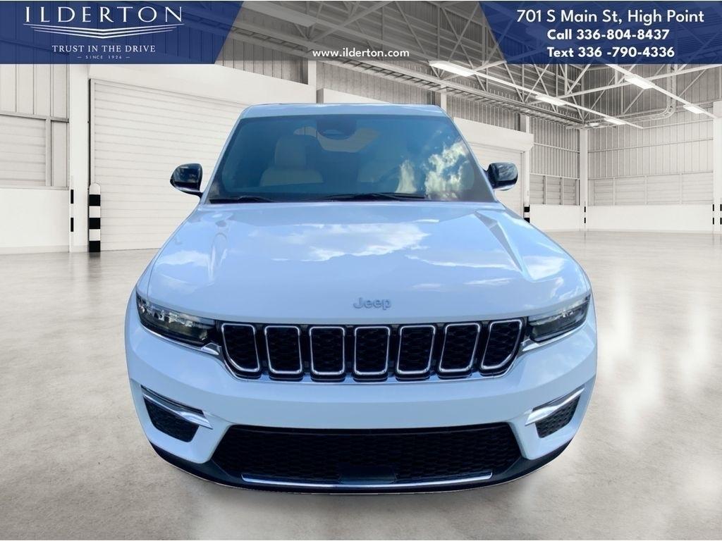 new 2025 Jeep Grand Cherokee car, priced at $38,915