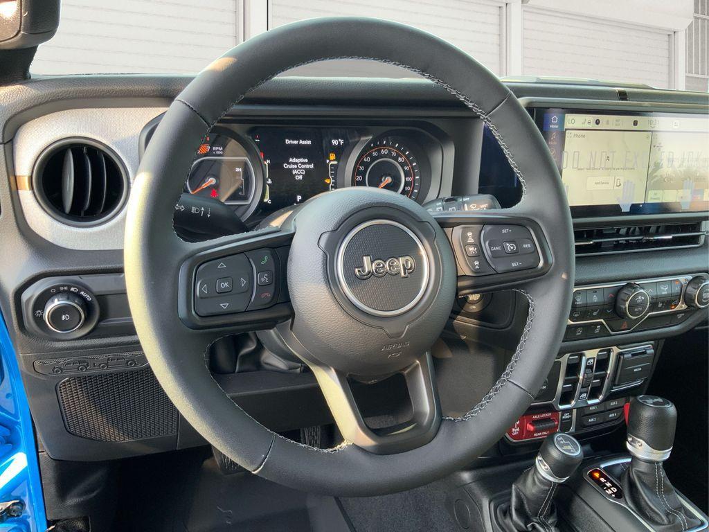 new 2025 Jeep Wrangler car, priced at $46,070
