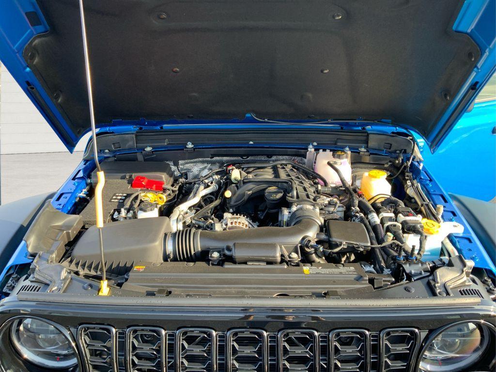 new 2025 Jeep Wrangler car, priced at $46,070