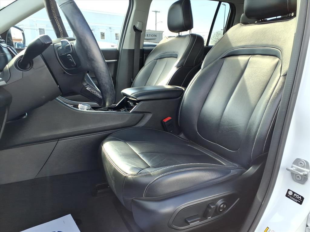 used 2022 Jeep Grand Cherokee L car, priced at $30,184