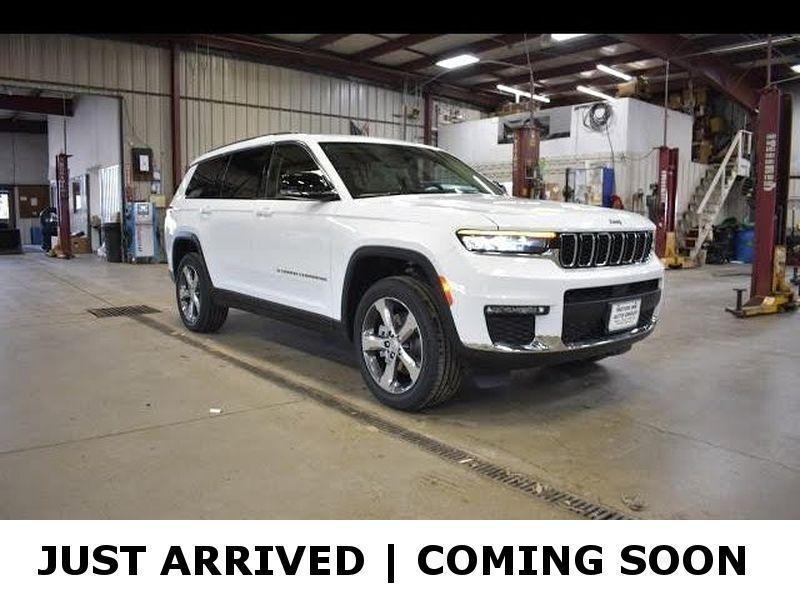 used 2022 Jeep Grand Cherokee L car, priced at $29,995