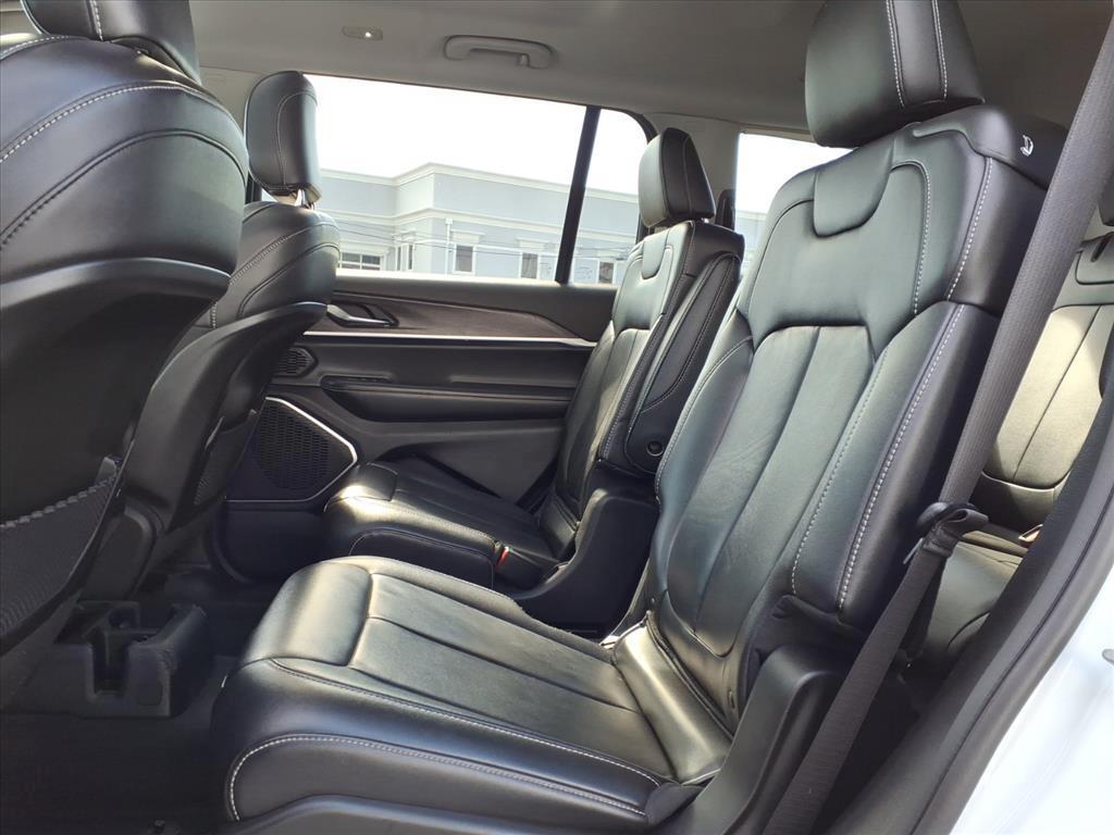 used 2022 Jeep Grand Cherokee L car, priced at $30,184