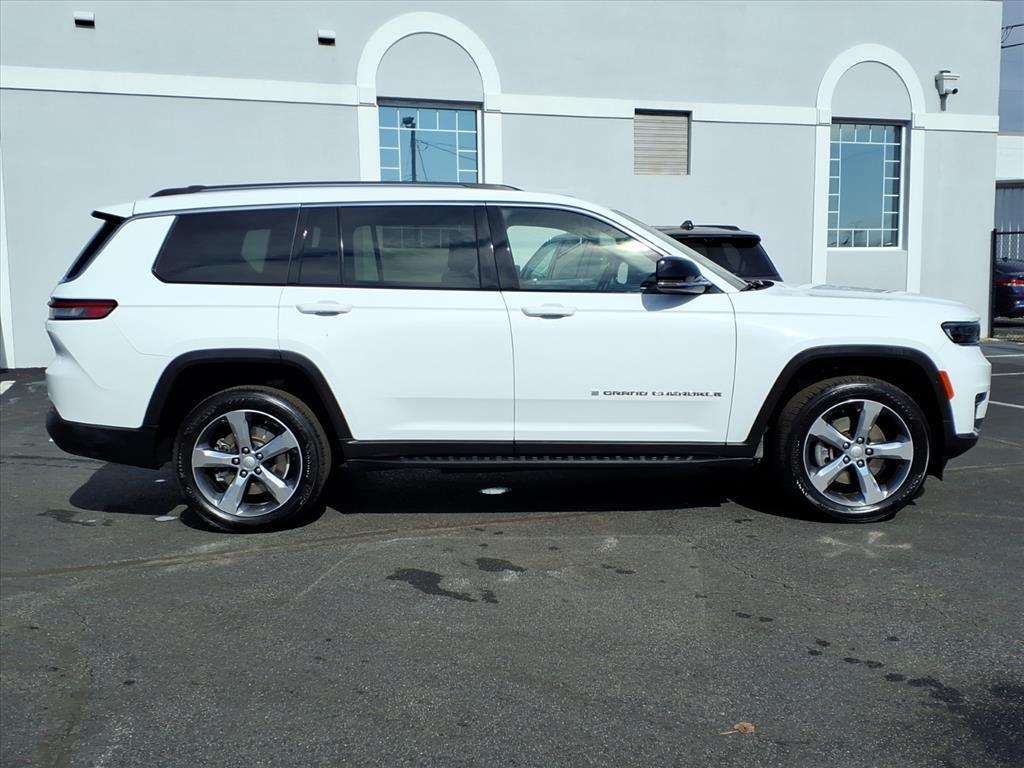 used 2022 Jeep Grand Cherokee L car, priced at $30,184
