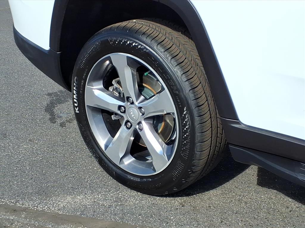 used 2022 Jeep Grand Cherokee L car, priced at $30,184