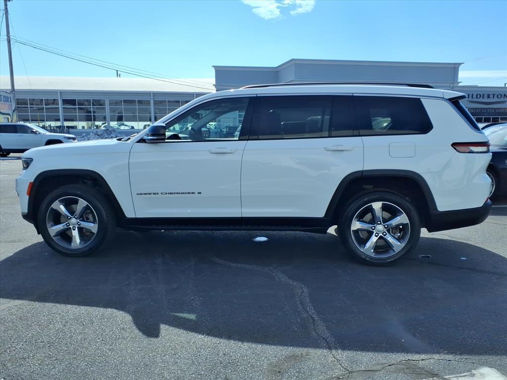 used 2022 Jeep Grand Cherokee L car, priced at $30,184