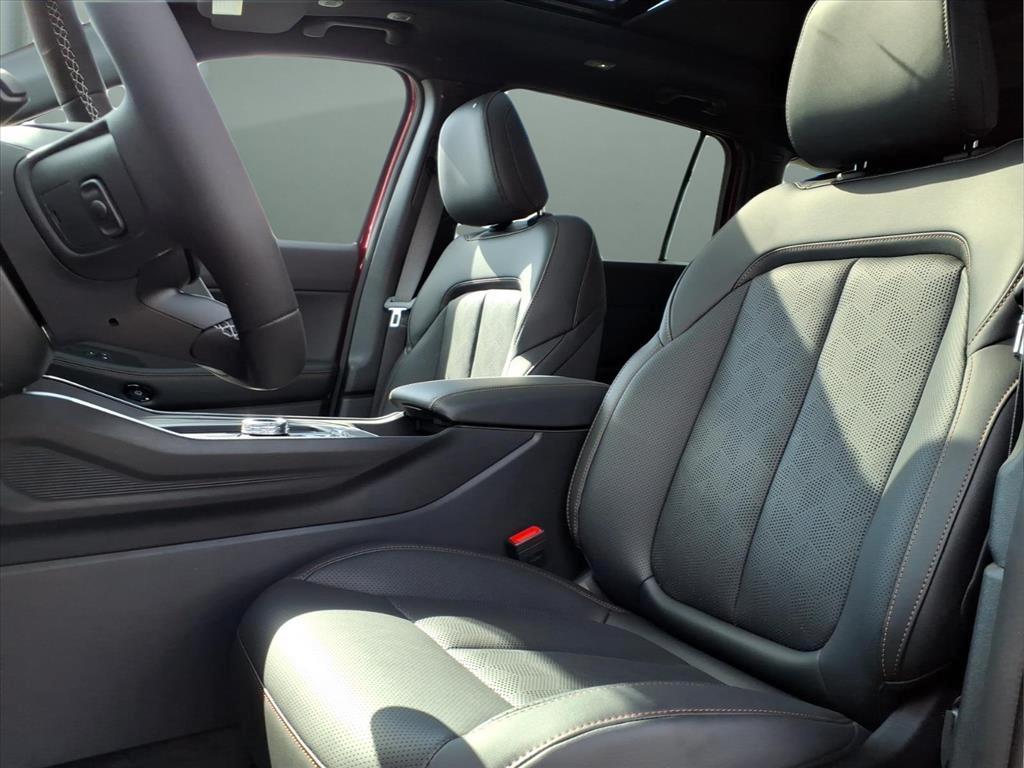 new 2026 Jeep Cherokee car, priced at $40,220