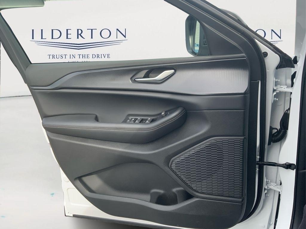 new 2025 Jeep Grand Cherokee car, priced at $33,075