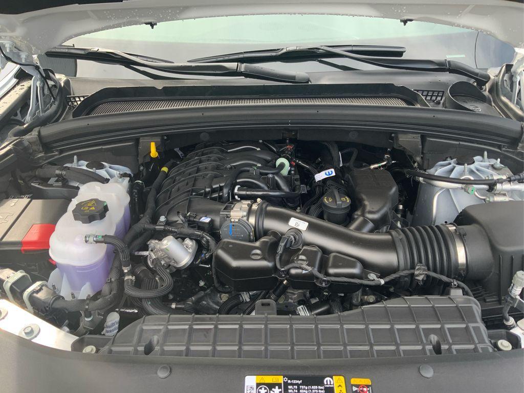 new 2025 Jeep Grand Cherokee car, priced at $35,575