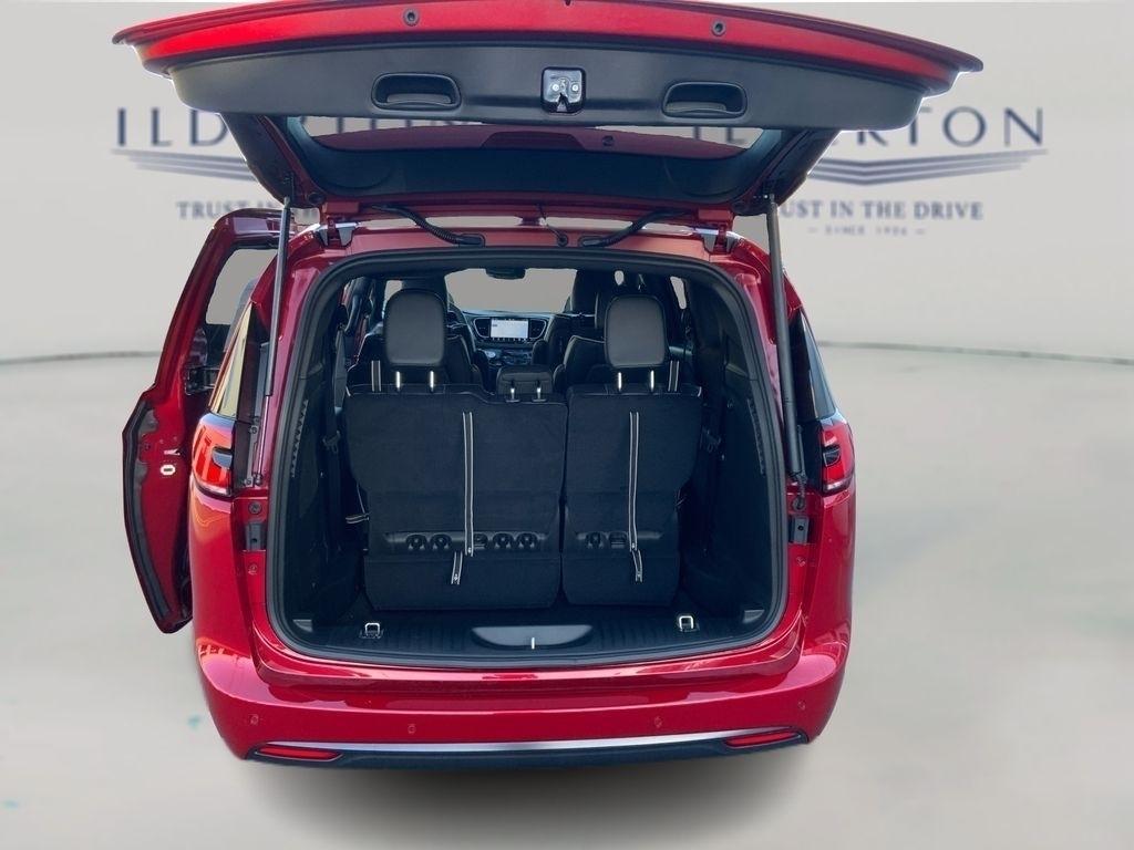 new 2026 Chrysler Pacifica car, priced at $50,570