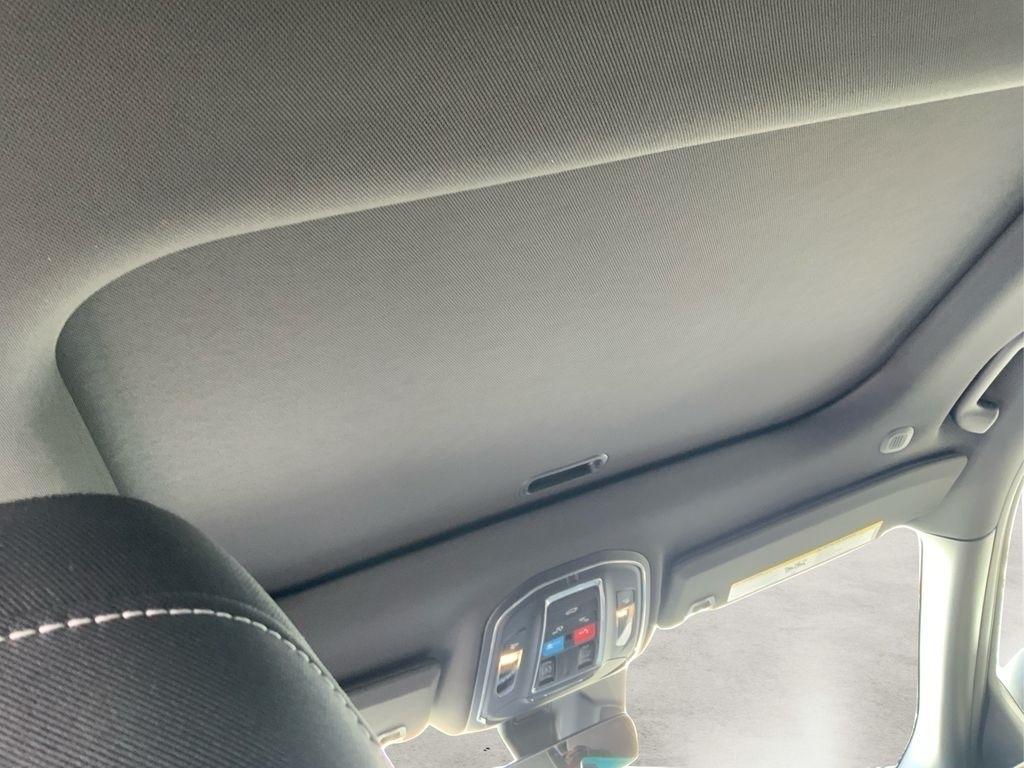 new 2025 Jeep Grand Cherokee car, priced at $31,575