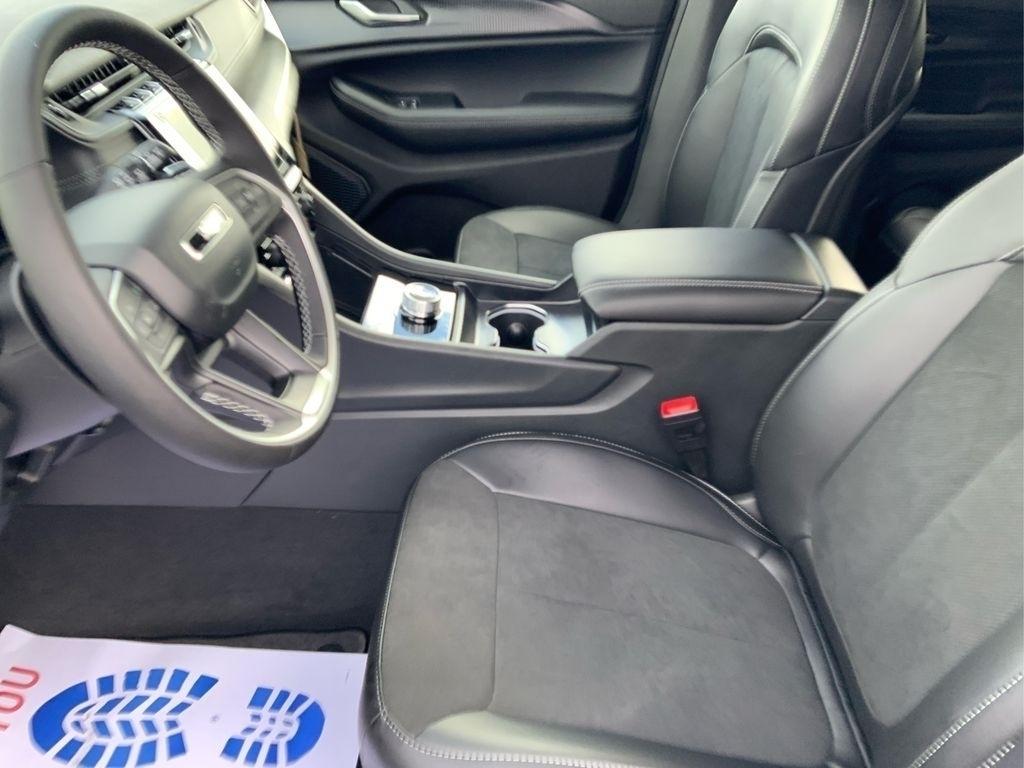 new 2025 Jeep Grand Cherokee car, priced at $36,730