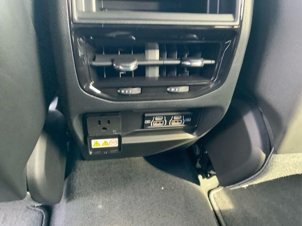 new 2025 Jeep Grand Cherokee car, priced at $36,730