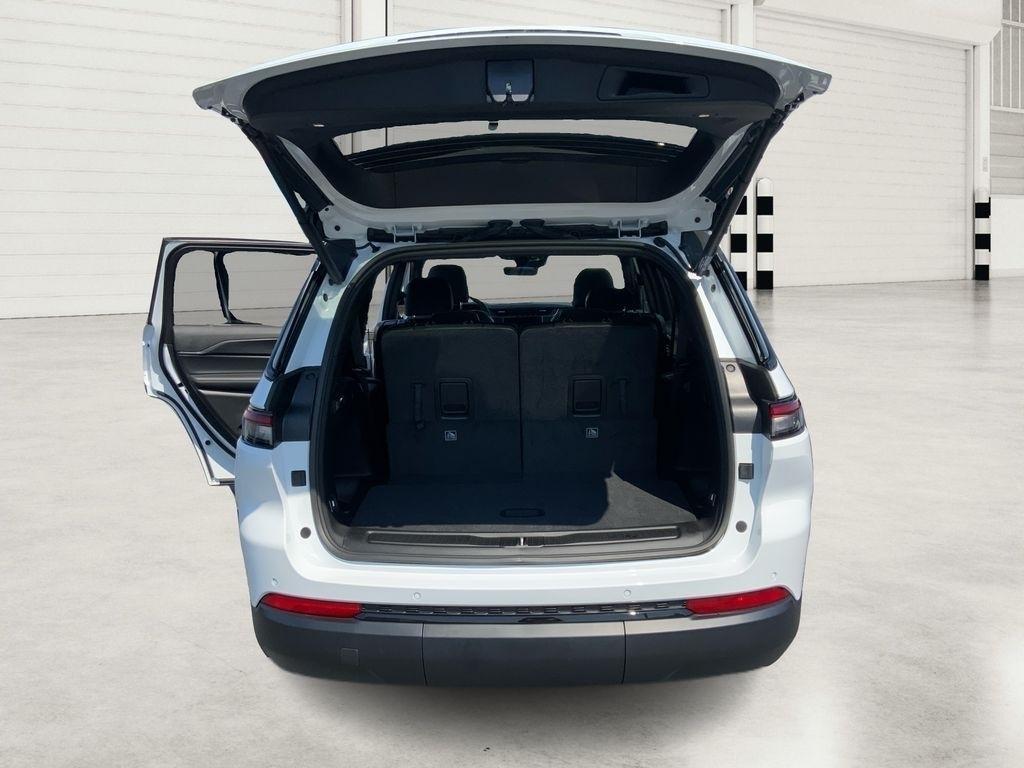 new 2025 Jeep Grand Cherokee L car, priced at $39,775