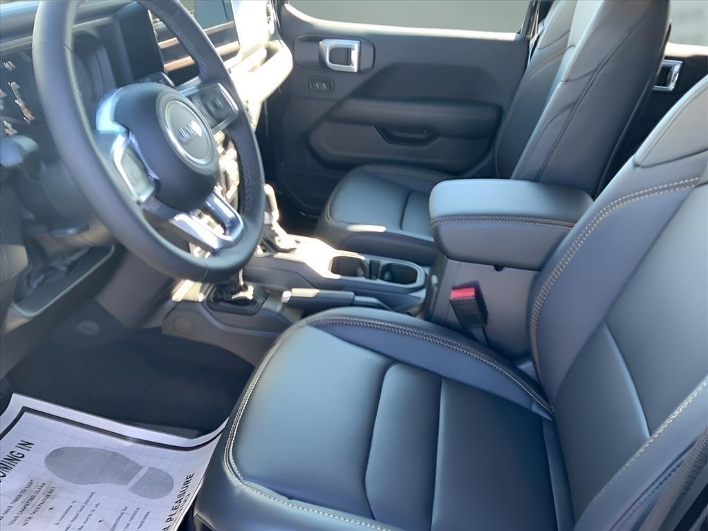 new 2025 Jeep Wrangler car, priced at $49,120