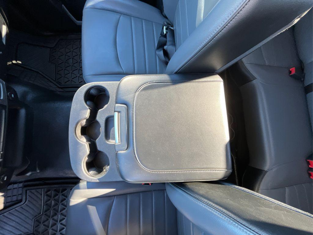 used 2022 Ram 1500 Classic car, priced at $22,565