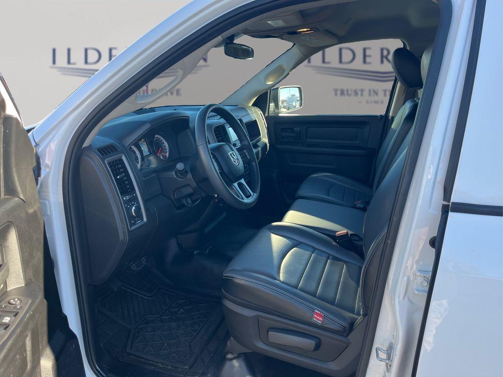 used 2022 Ram 1500 Classic car, priced at $22,565