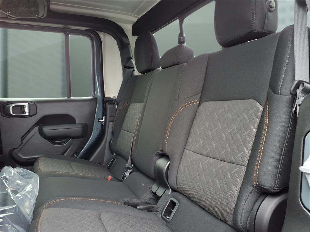 new 2026 Jeep Gladiator car, priced at $51,210