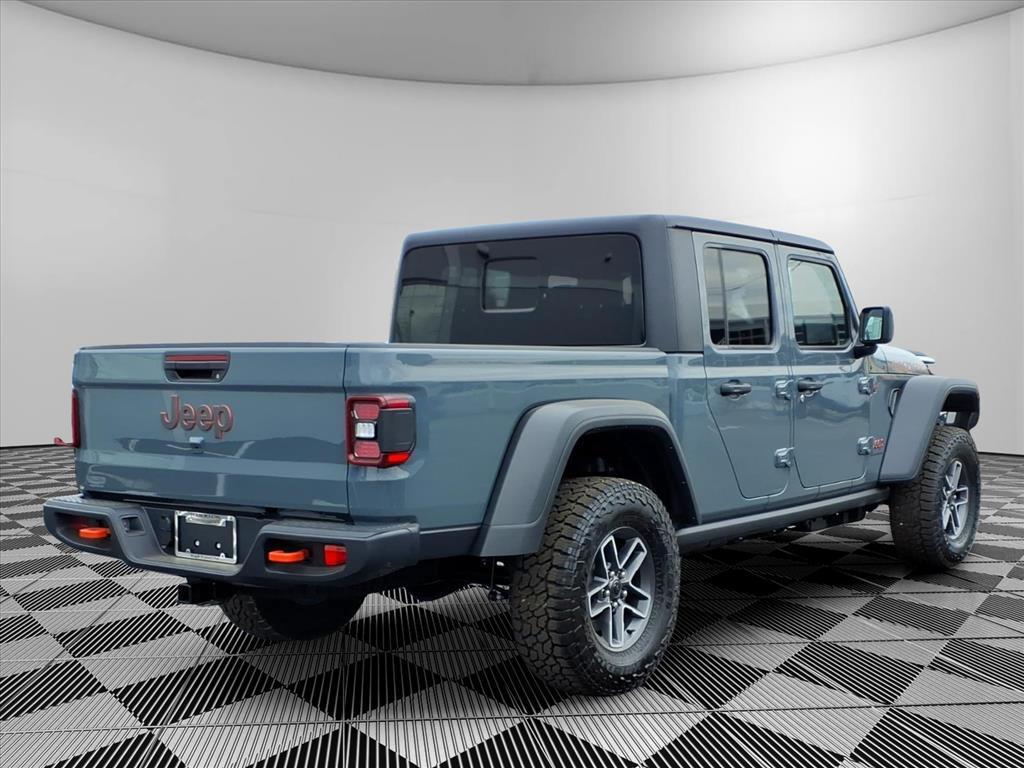 new 2026 Jeep Gladiator car, priced at $51,210