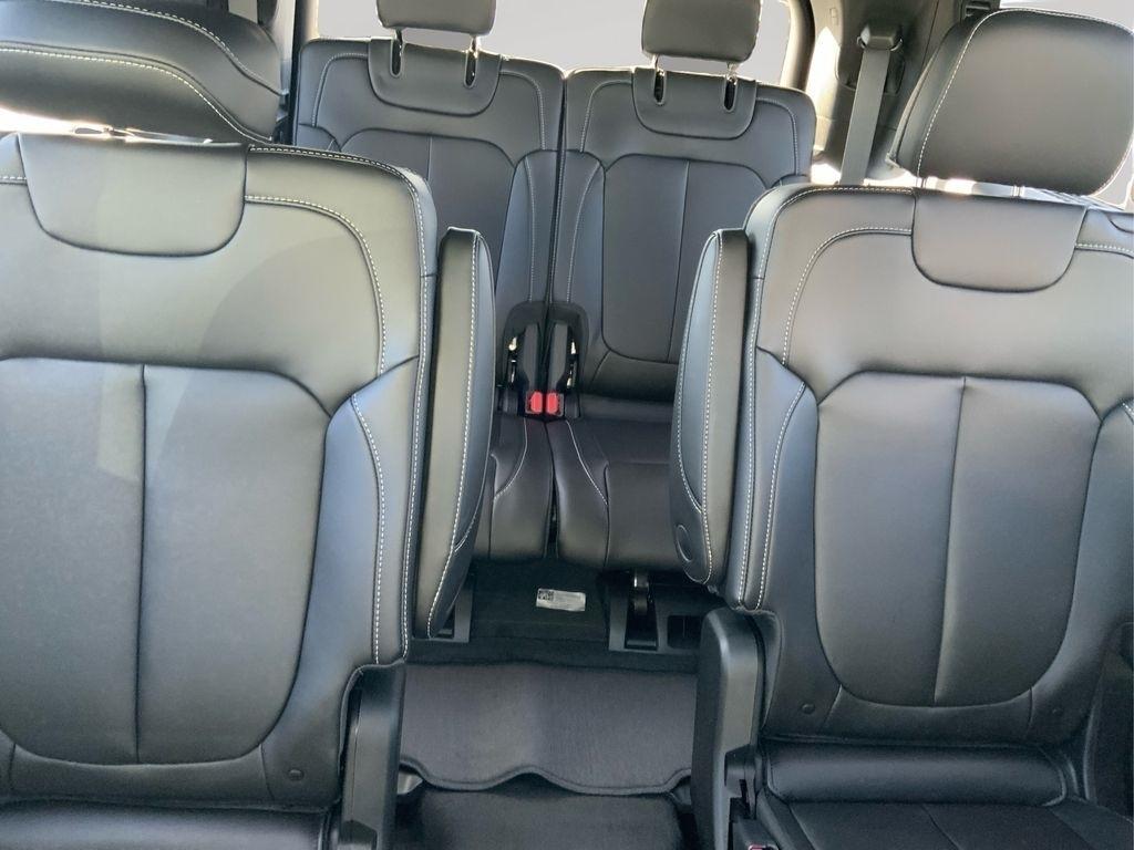 new 2025 Jeep Grand Cherokee L car, priced at $41,220