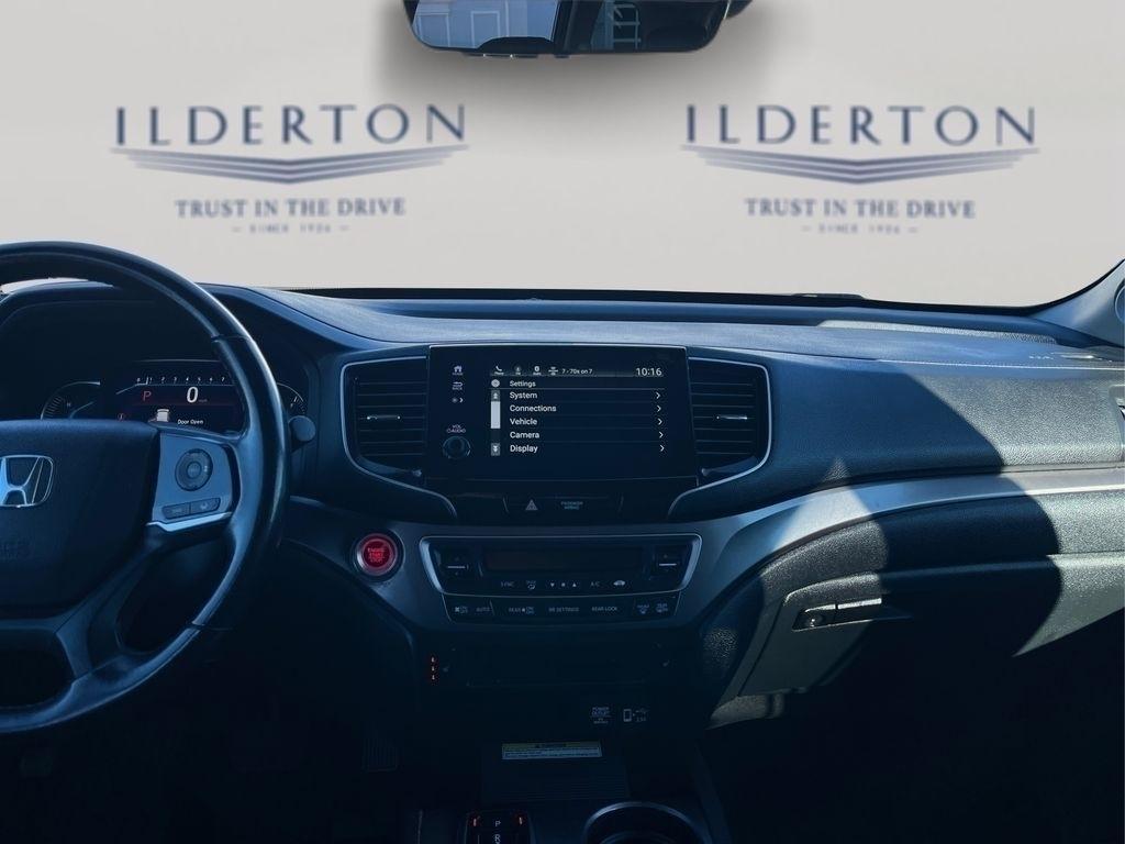 used 2022 Honda Pilot car, priced at $23,999