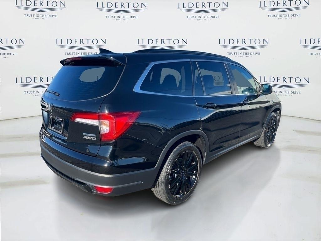 used 2022 Honda Pilot car, priced at $23,999