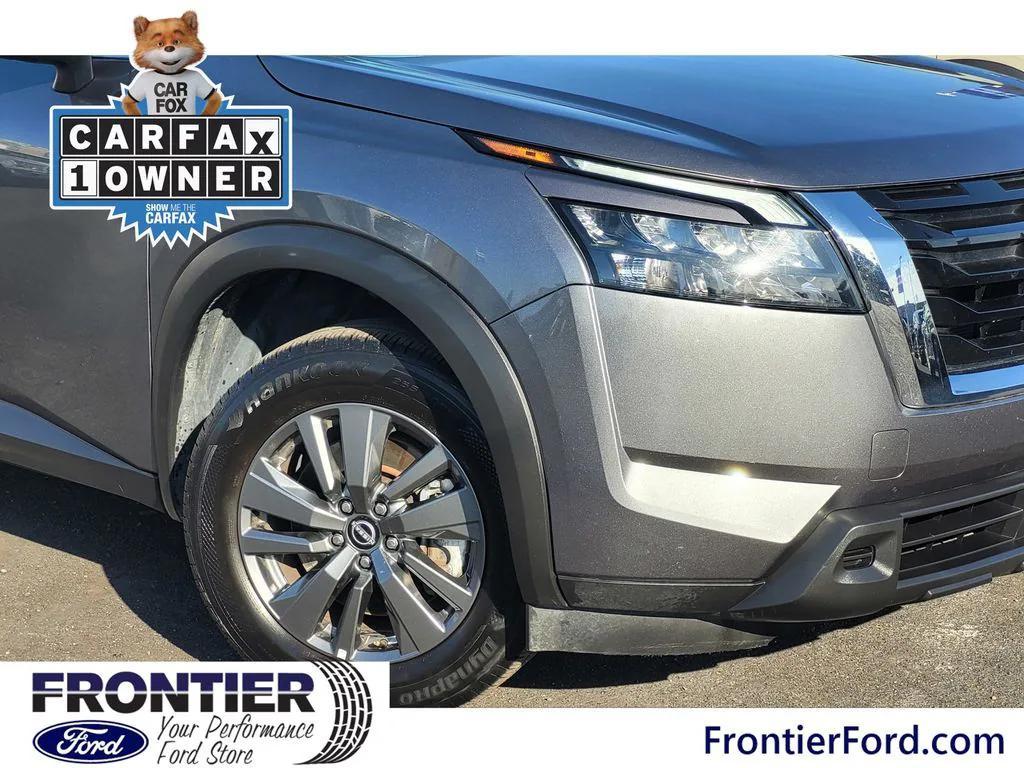 used 2024 Nissan Pathfinder car, priced at $24,555