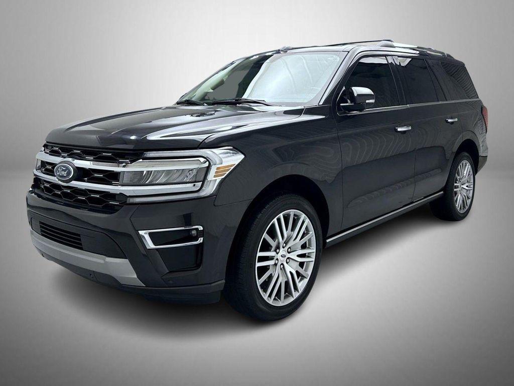 used 2024 Ford Expedition car, priced at $50,915