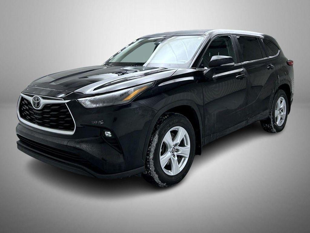 used 2024 Toyota Highlander car, priced at $33,256
