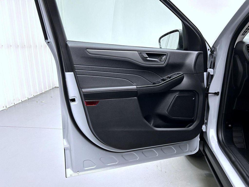 used 2025 Ford Escape car, priced at $23,964