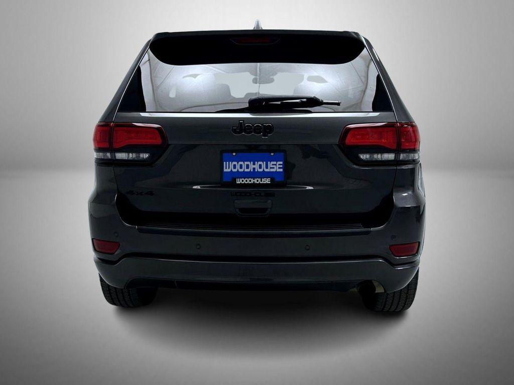 used 2021 Jeep Grand Cherokee car, priced at $21,654