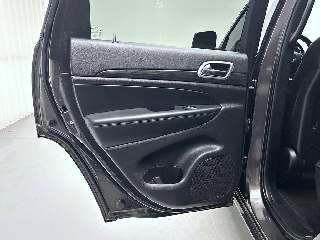 used 2021 Jeep Grand Cherokee car, priced at $21,654