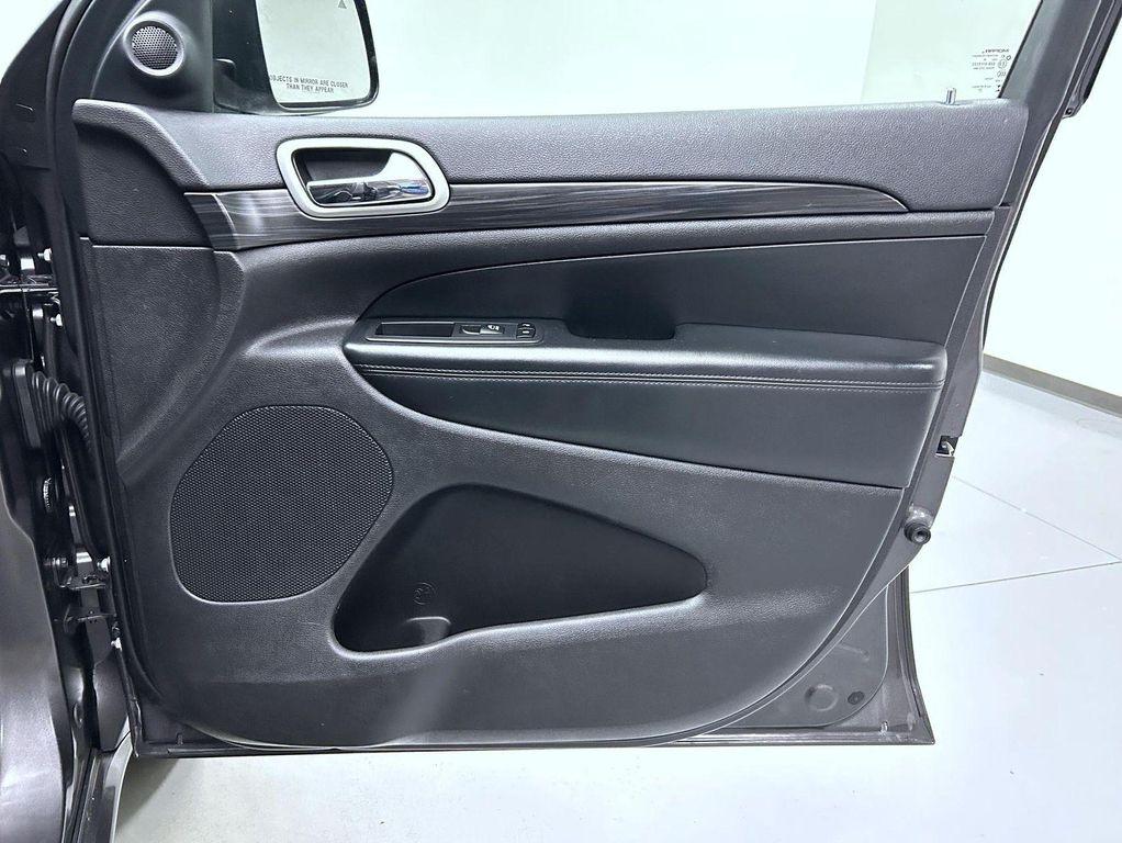 used 2019 Jeep Grand Cherokee car, priced at $20,297