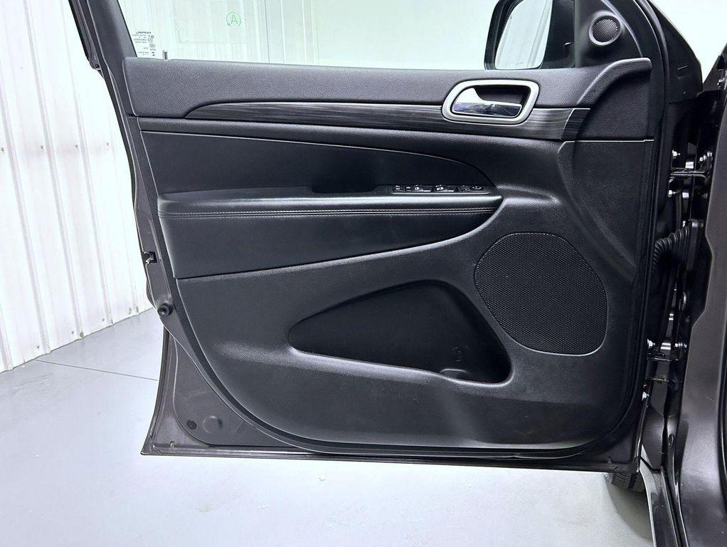 used 2019 Jeep Grand Cherokee car, priced at $20,297