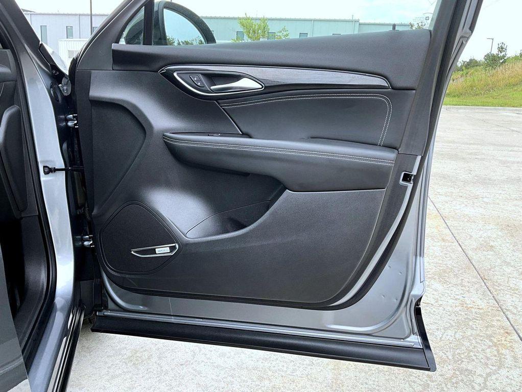 used 2022 Buick Envision car, priced at $24,998