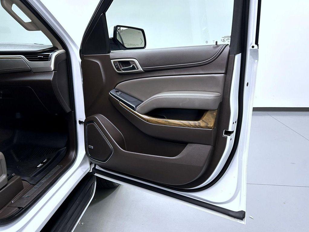 used 2019 GMC Yukon XL car, priced at $28,987