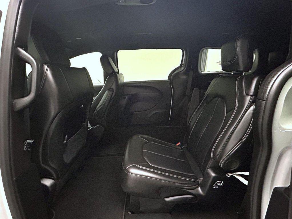 used 2025 Chrysler Pacifica car, priced at $34,696