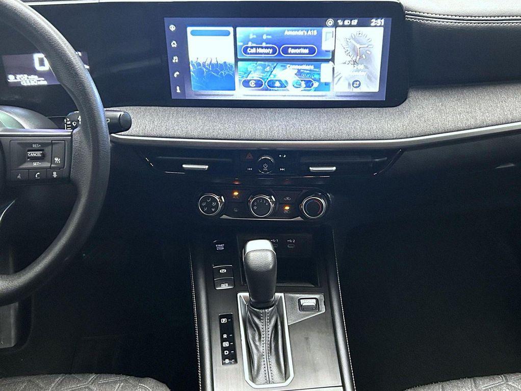 used 2025 Nissan Kicks car, priced at $23,249