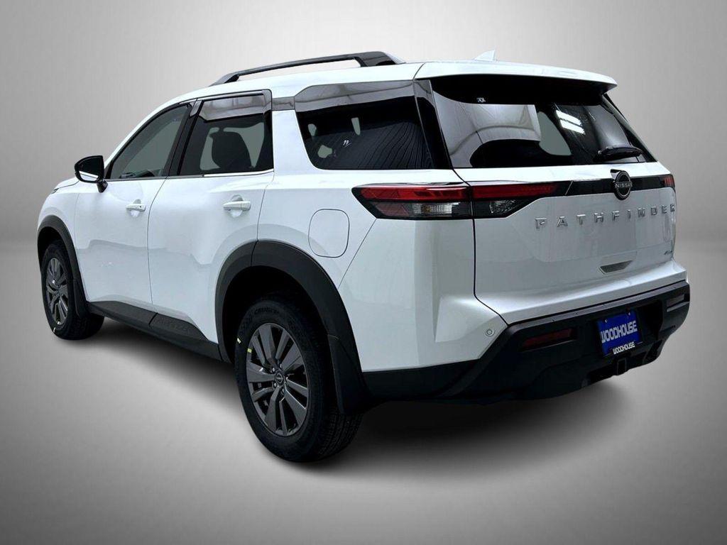 new 2025 Nissan Pathfinder car, priced at $37,348