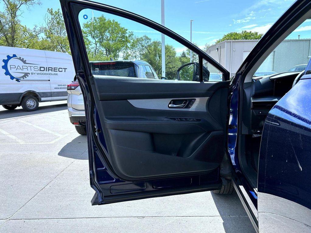 new 2026 Nissan Murano car, priced at $46,153